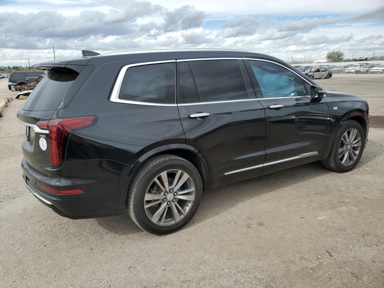 2020 CADILLAC XT6