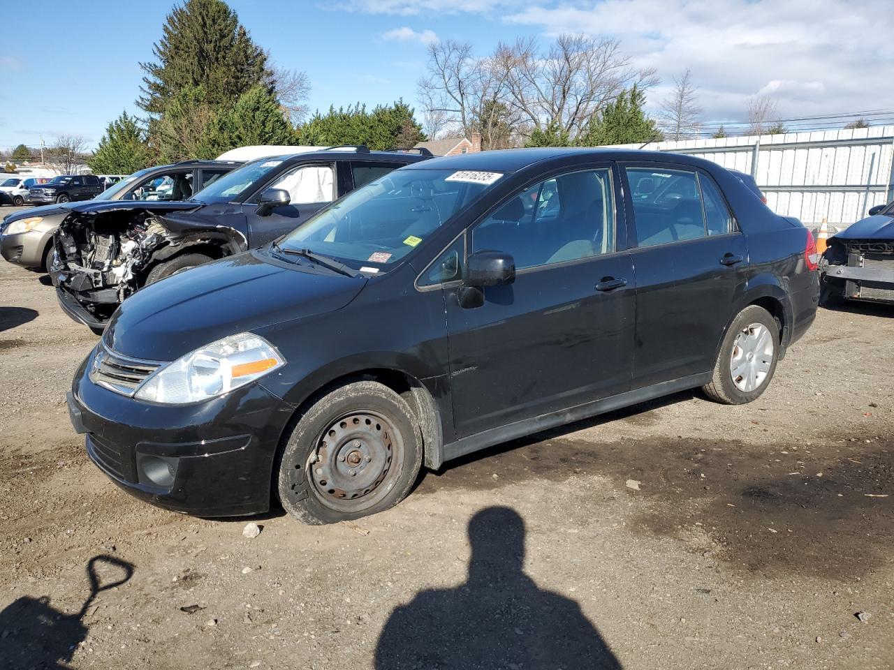 2011 NISSAN VERSA