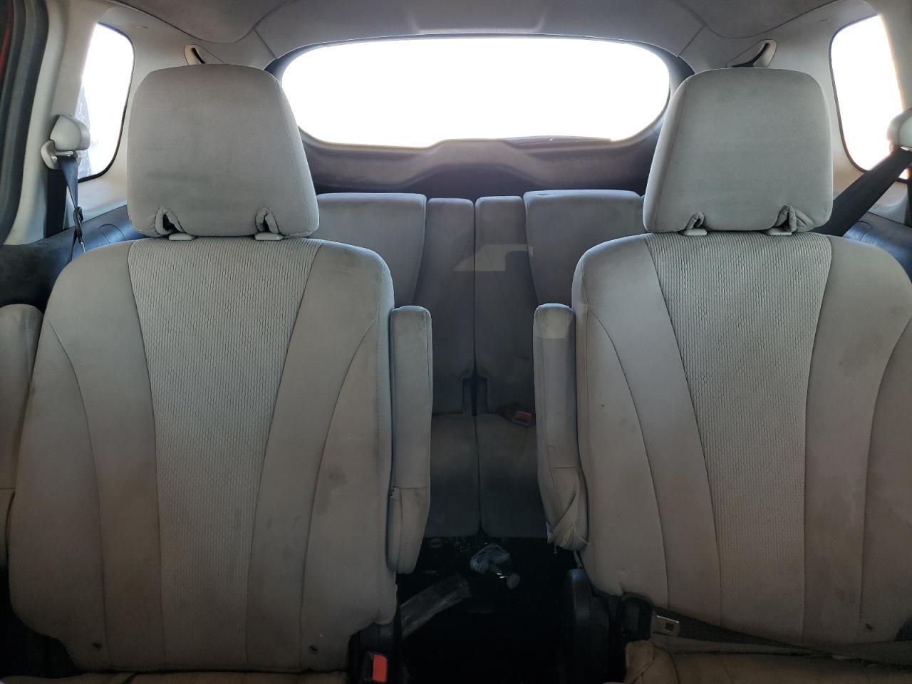 2013 MAZDA 5