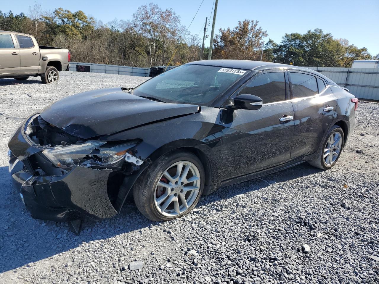 2017 NISSAN Maxima