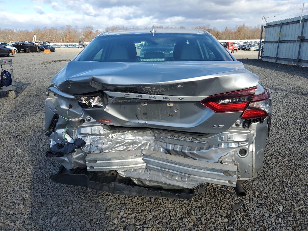 2022 TOYOTA CAMRY