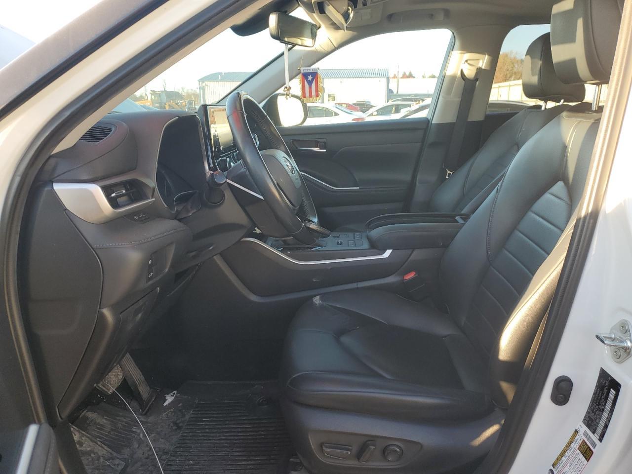 2020 TOYOTA HIGHLANDER
