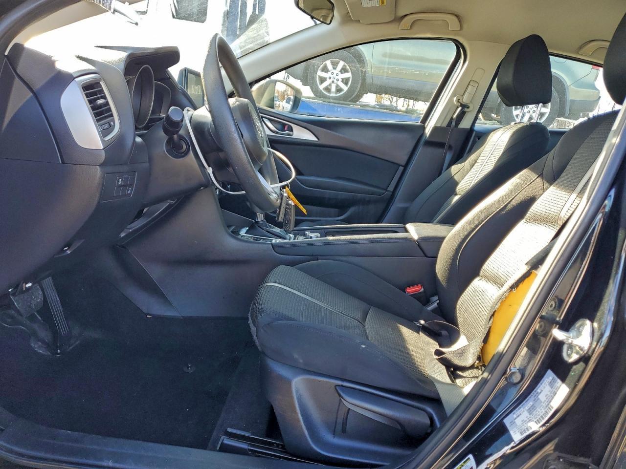 2018 MAZDA 3