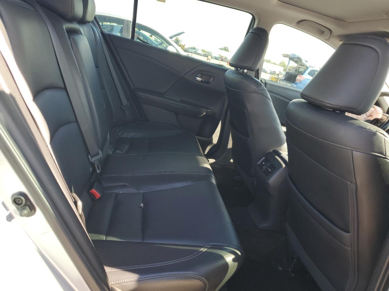 2015 HONDA ACCORD