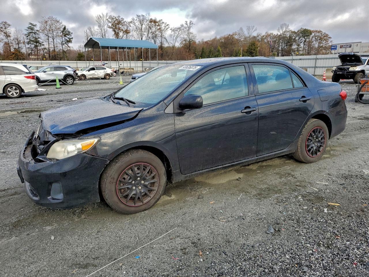 2013 TOYOTA COROLLA
