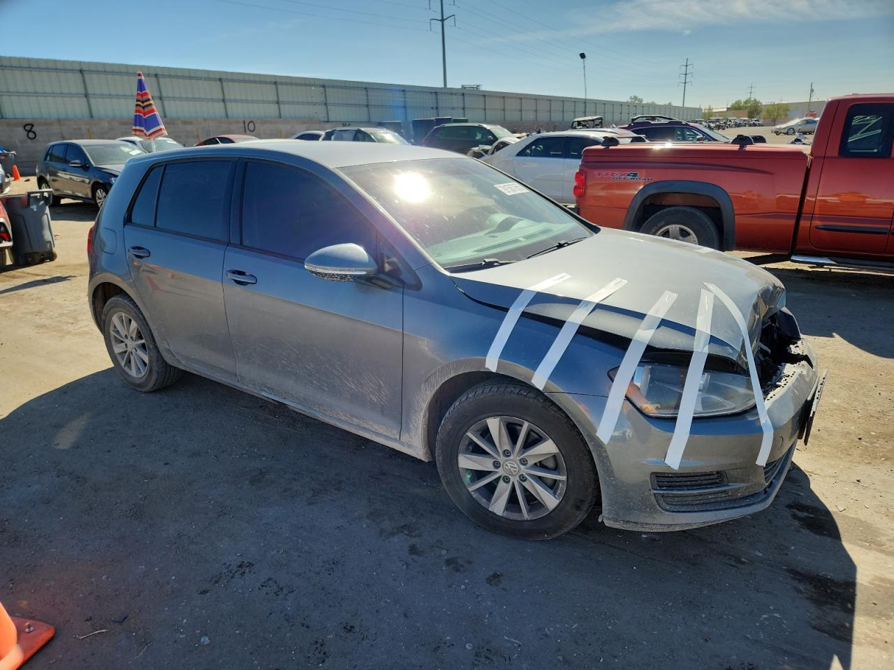 2016 VOLKSWAGEN GOLF