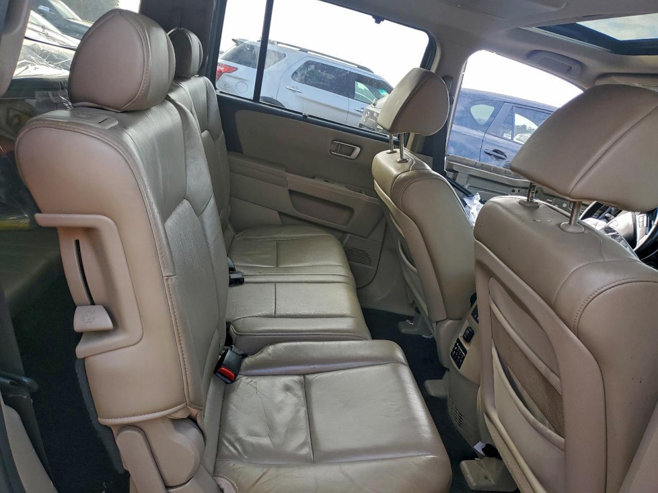 2011 HONDA PILOT