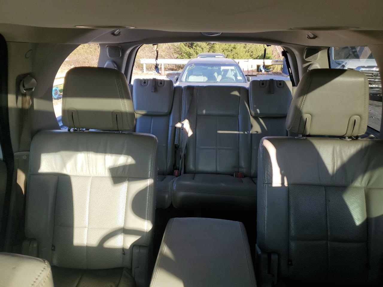 2012 LINCOLN Navigator