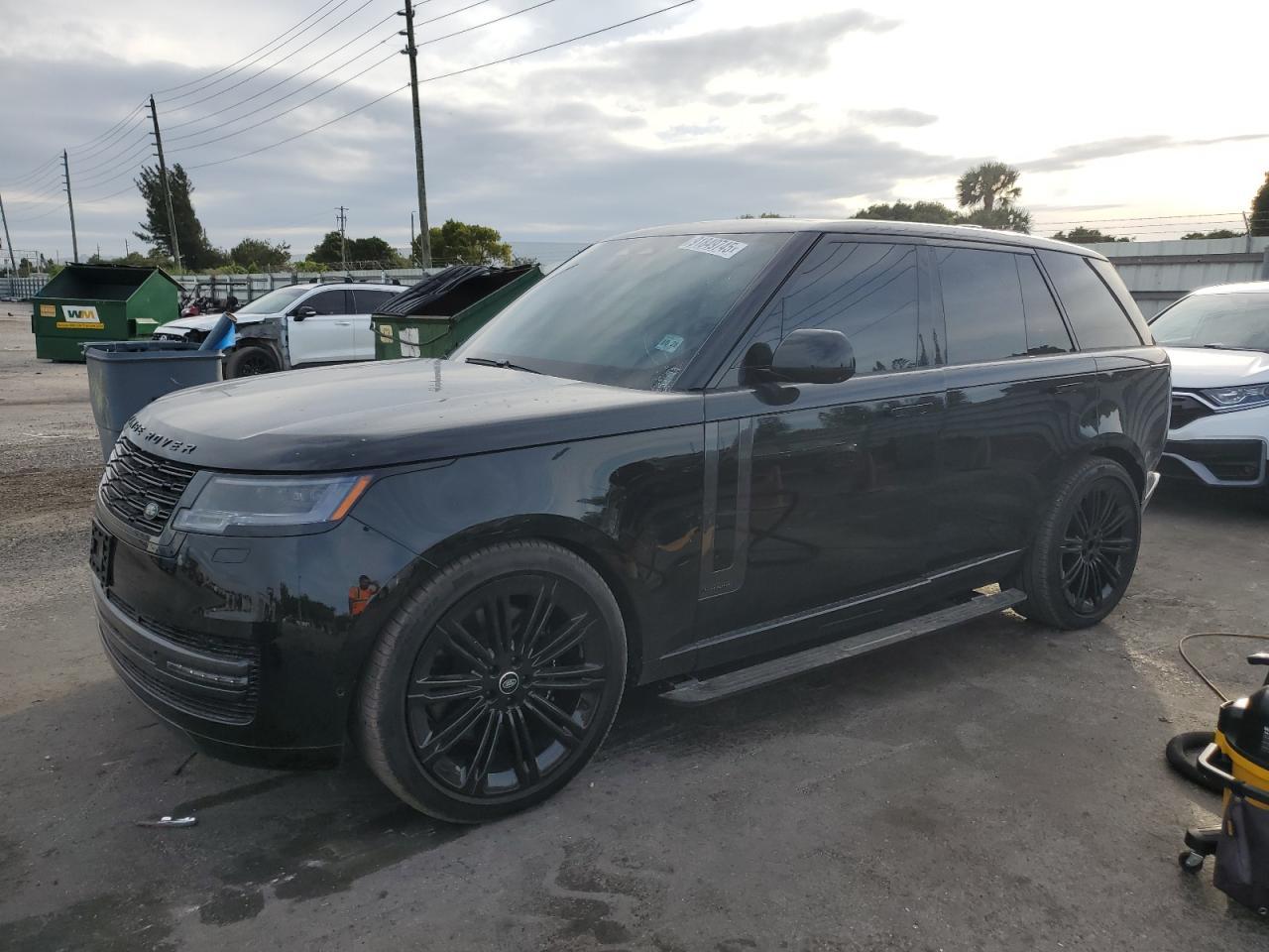 2025 LAND ROVER RANGE ROVER