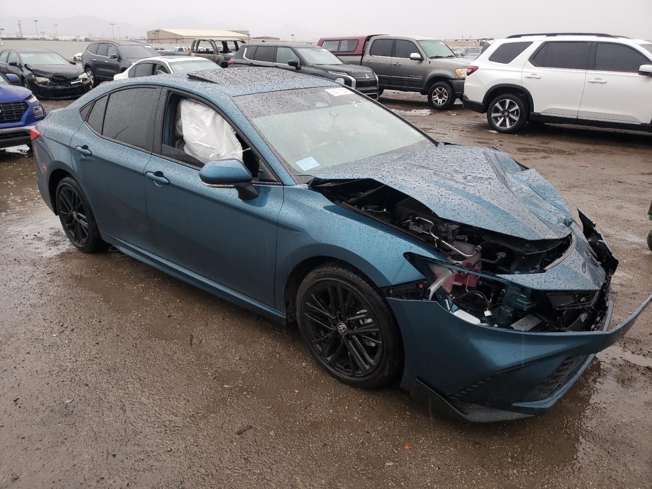 2025 TOYOTA CAMRY