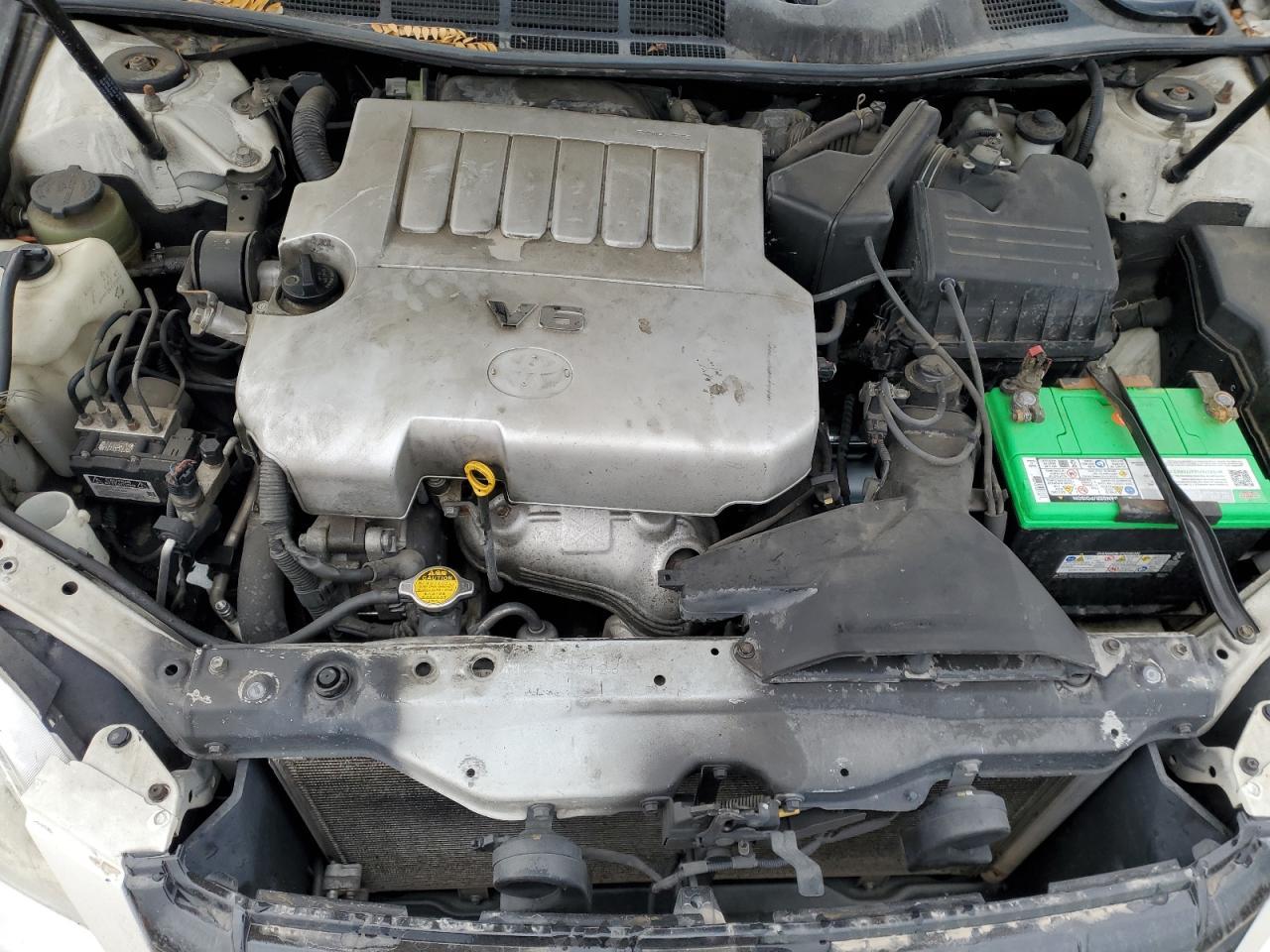 2005 TOYOTA Avalon