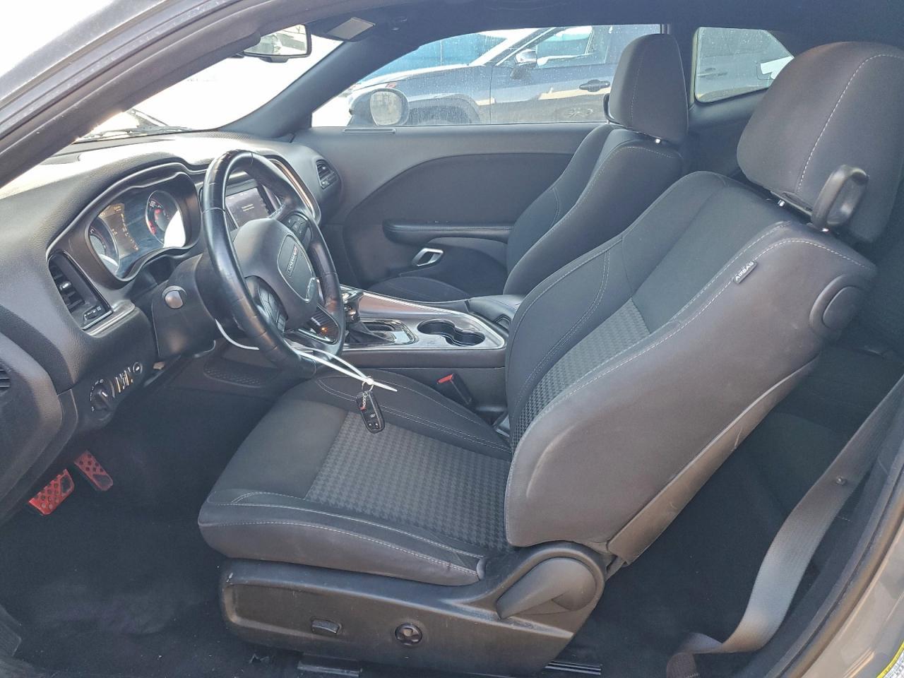 2019 DODGE Challenger