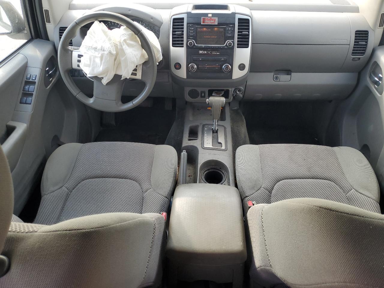 2015 NISSAN Frontier