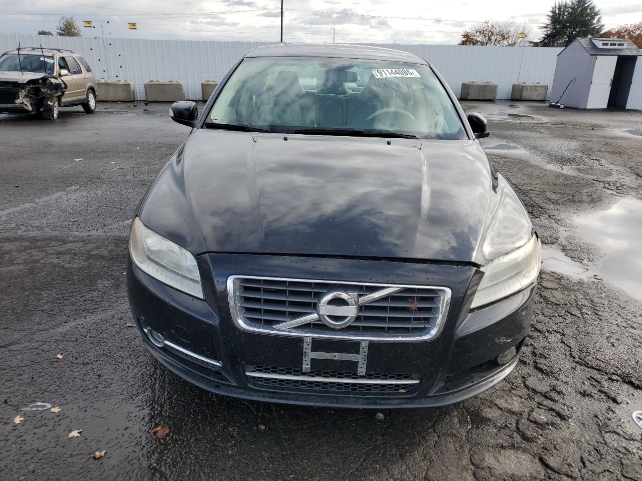 2010 VOLVO S80