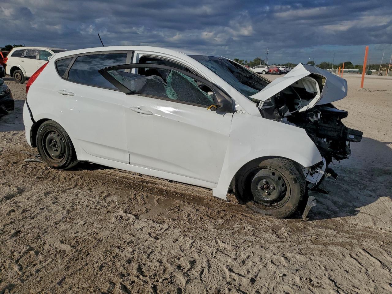 2017 HYUNDAI ACCENT