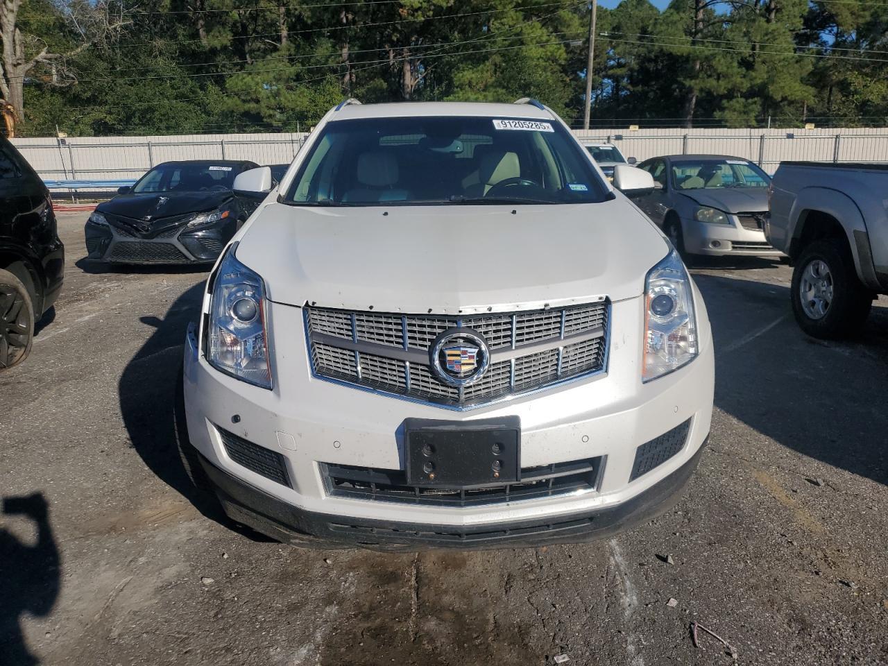 2010 CADILLAC SRX