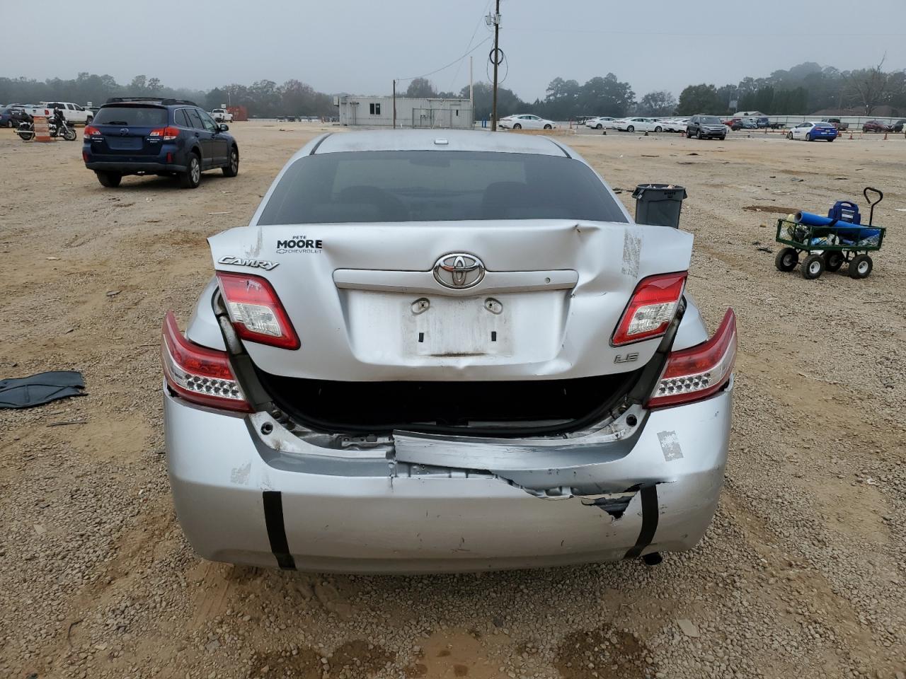 2011 TOYOTA CAMRY