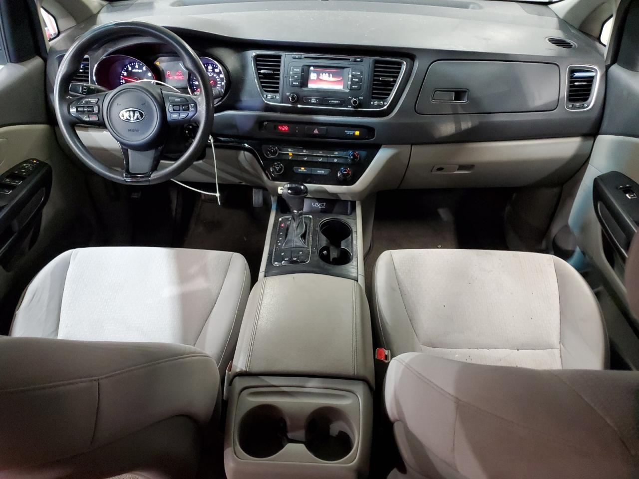 2016 KIA SEDONA