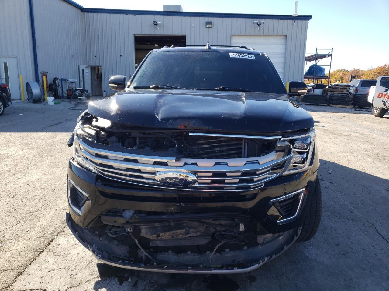 2021 FORD Expedition