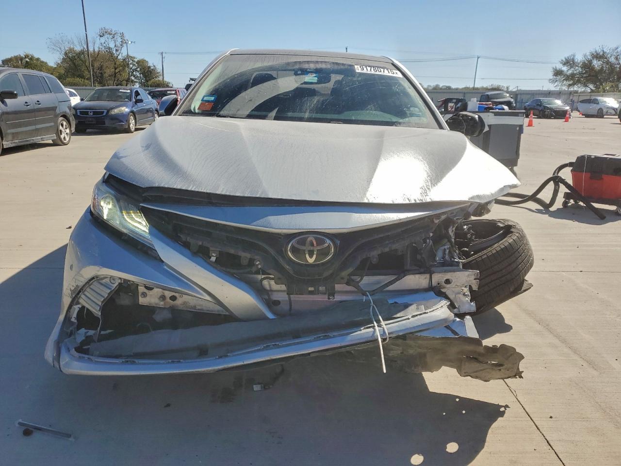 2018 TOYOTA CAMRY