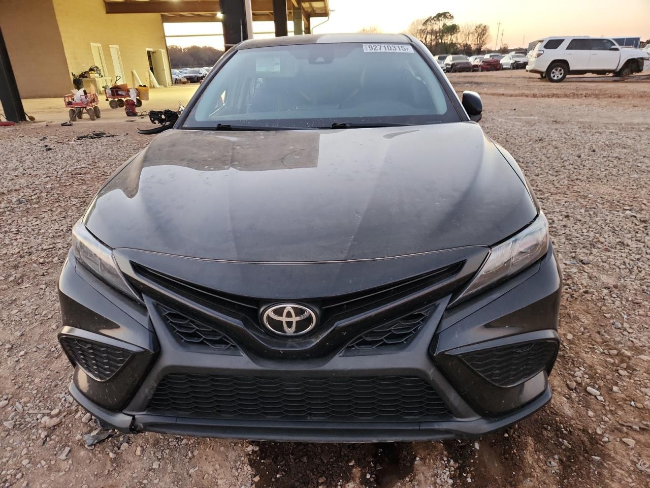 2021 TOYOTA CAMRY