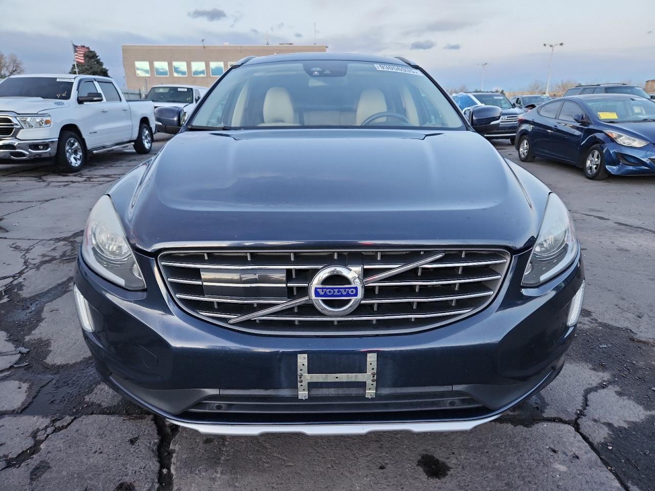 2014 VOLVO XC60