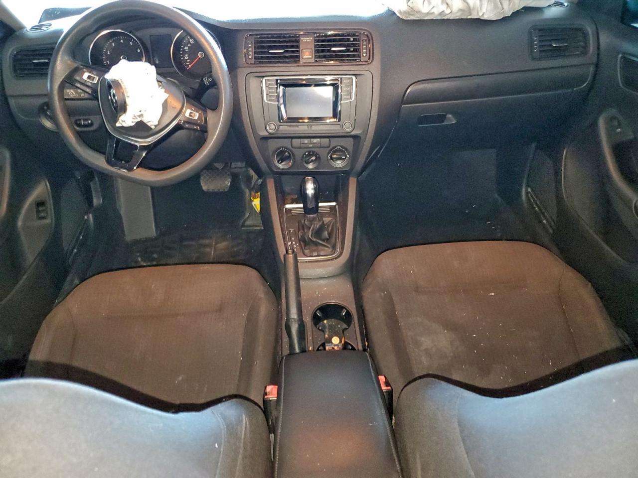 2016 VOLKSWAGEN JETTA