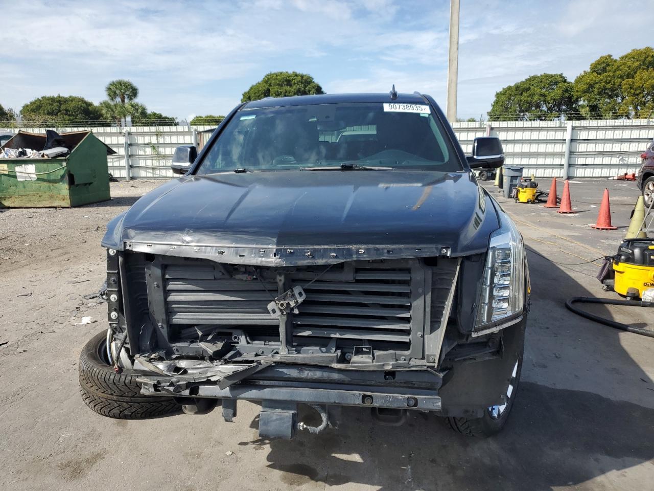 2017 CADILLAC Escalade ESV