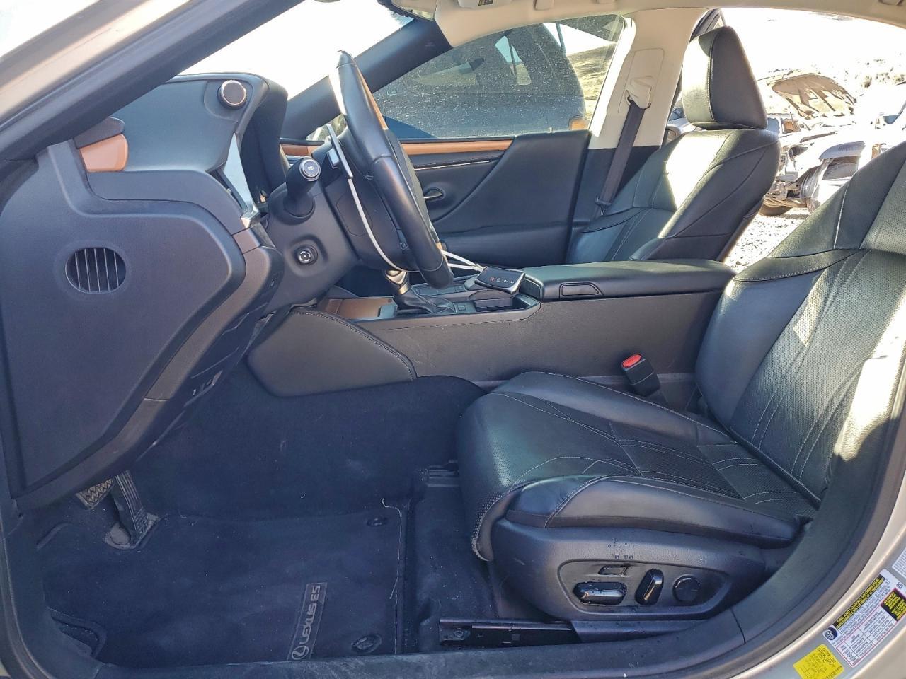 2019 LEXUS ES 350