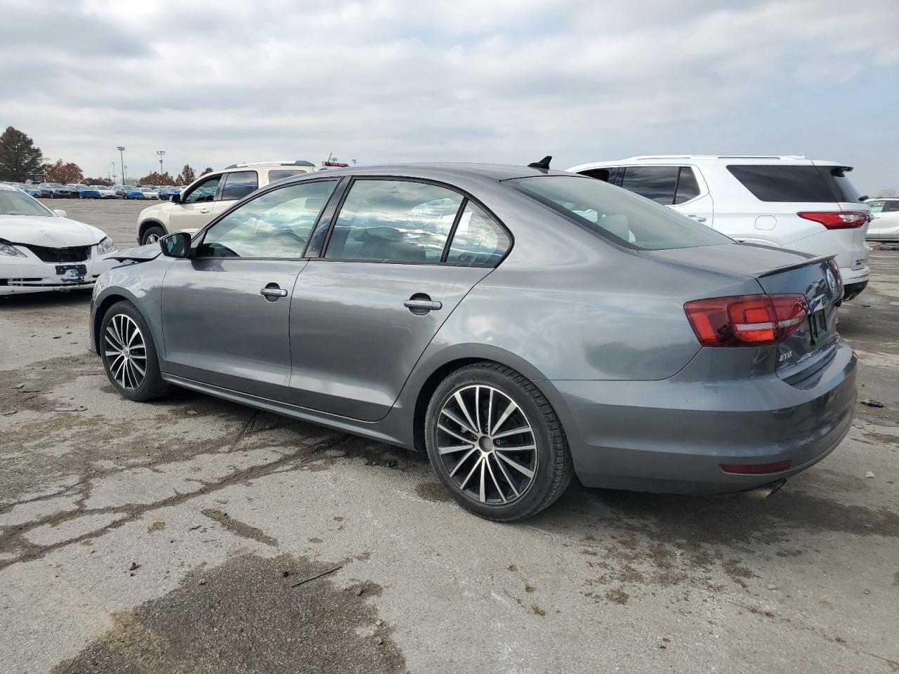 2016 VOLKSWAGEN JETTA