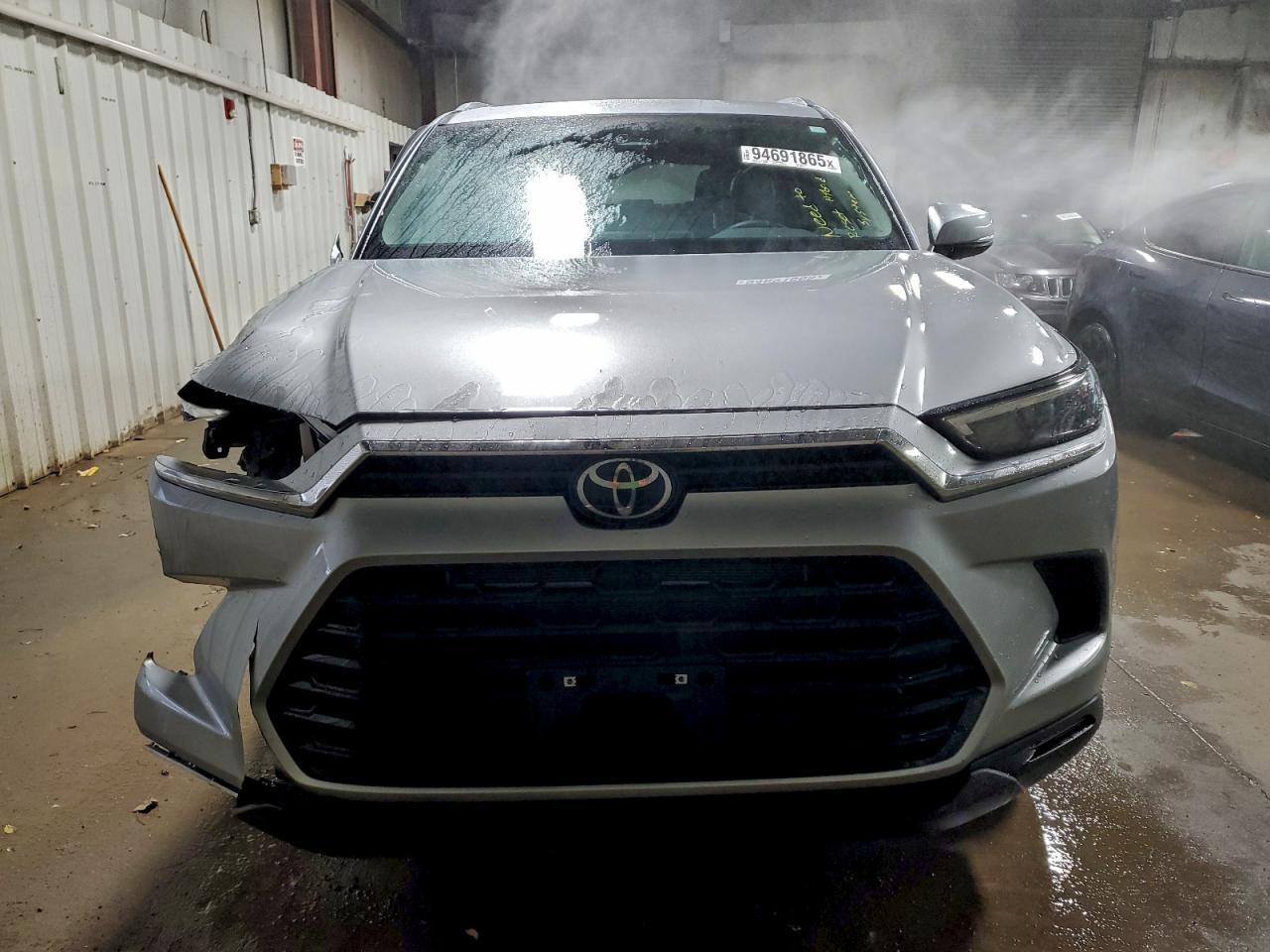 2025 TOYOTA HIGHLANDER