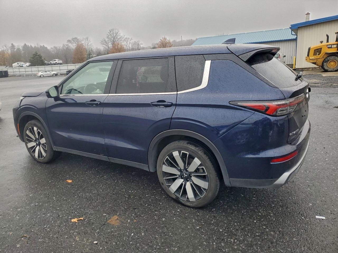 2025 MITSUBISHI outlander
