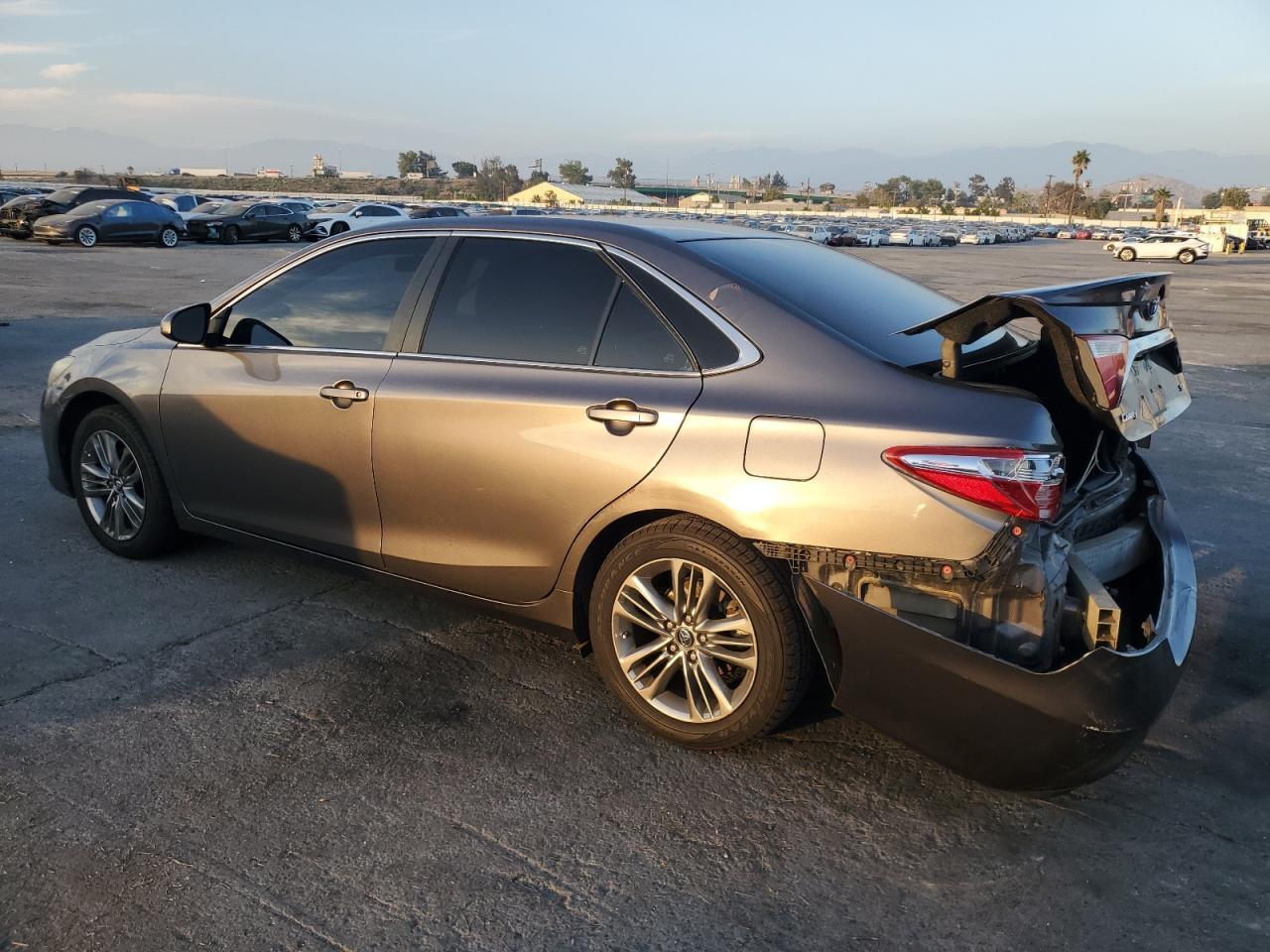 2017 TOYOTA CAMRY