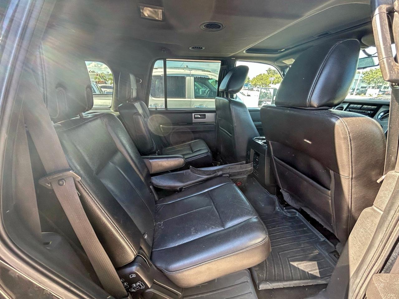 2011 FORD Expedition
