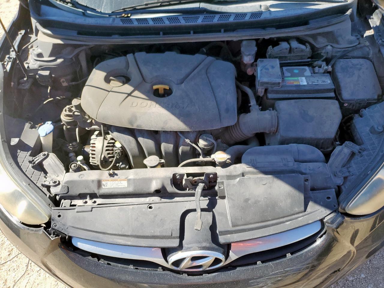 2012 HYUNDAI ELANTRA