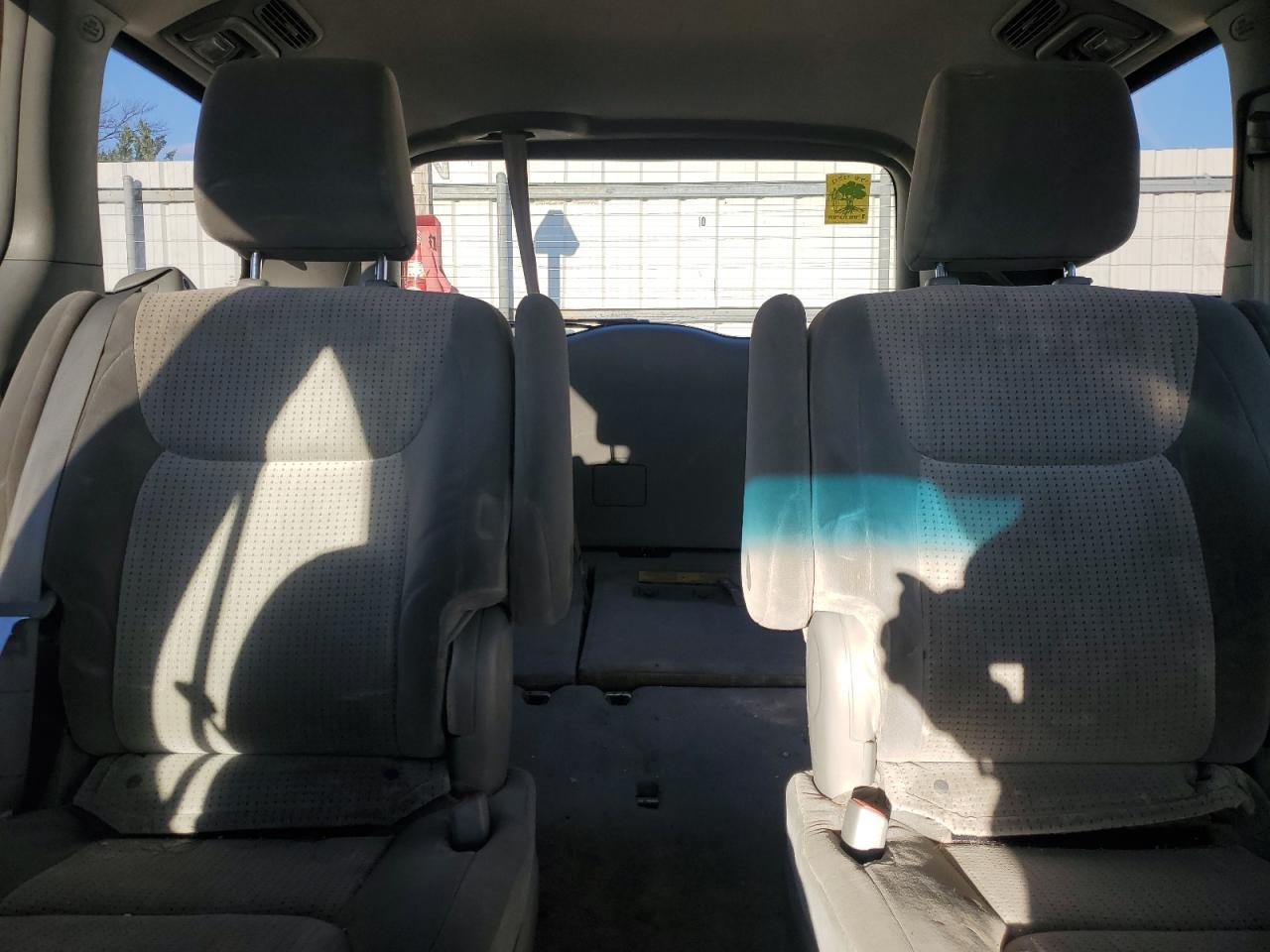 2010 TOYOTA SIENNA