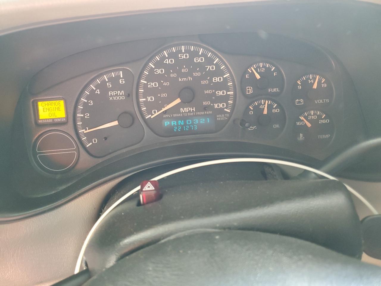 2002 CHEVROLET Tahoe
