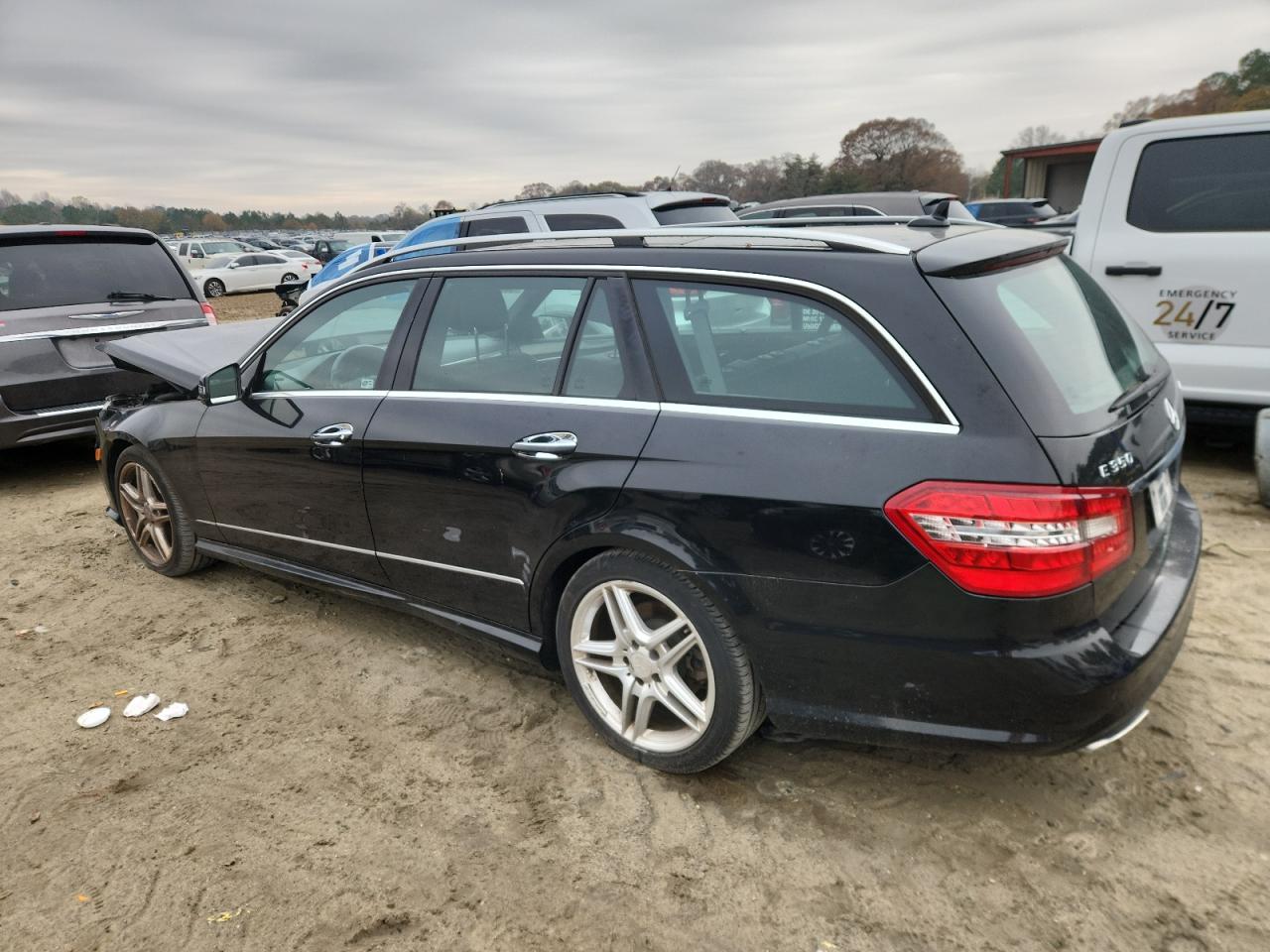 2011 MERCEDES-BENZ E-Class