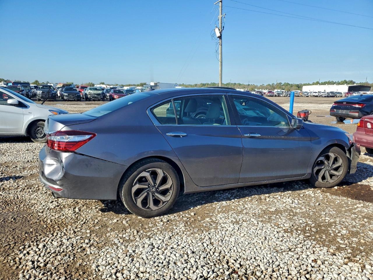 2016 HONDA ACCORD