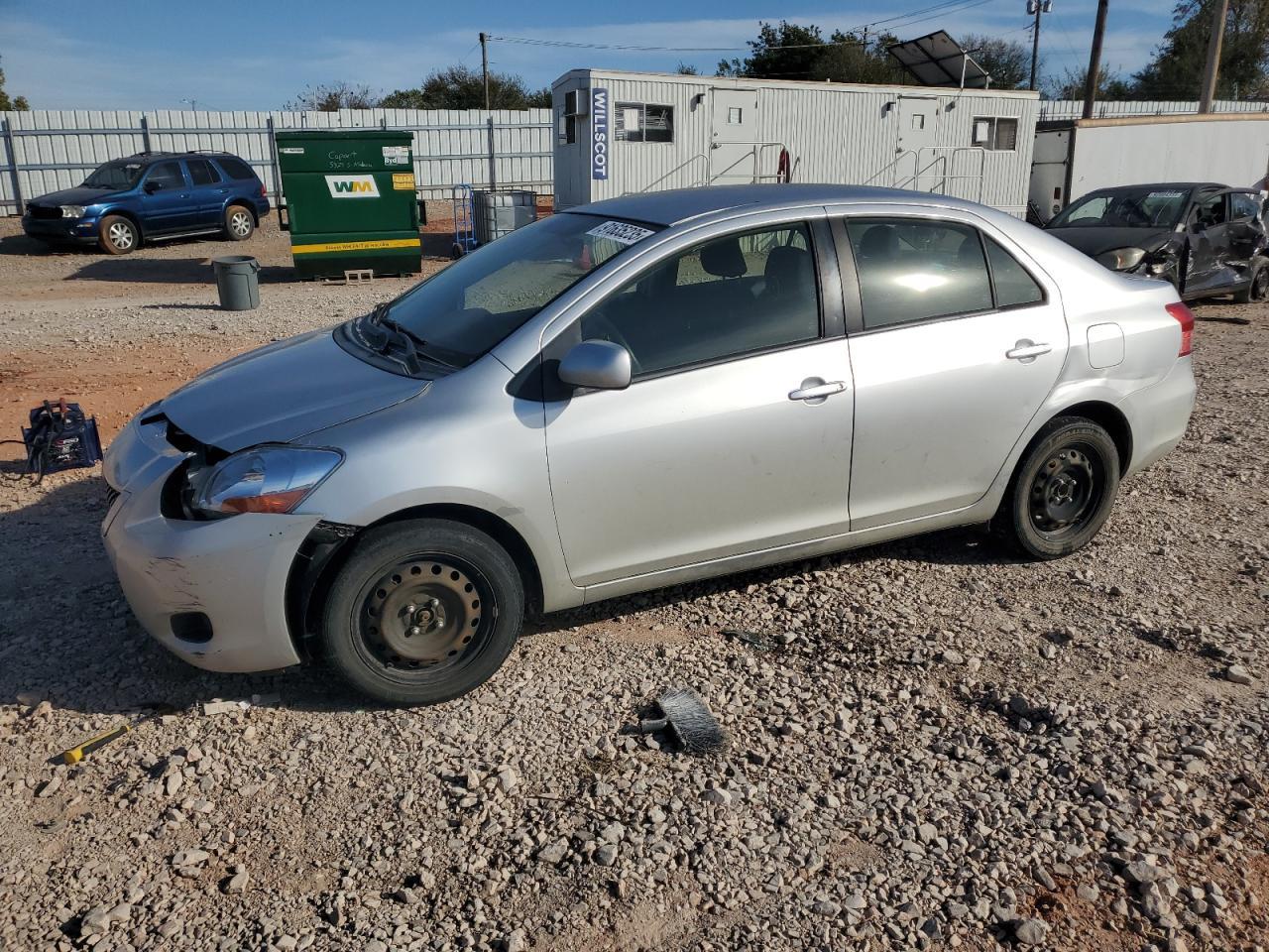 2012 TOYOTA YARIS