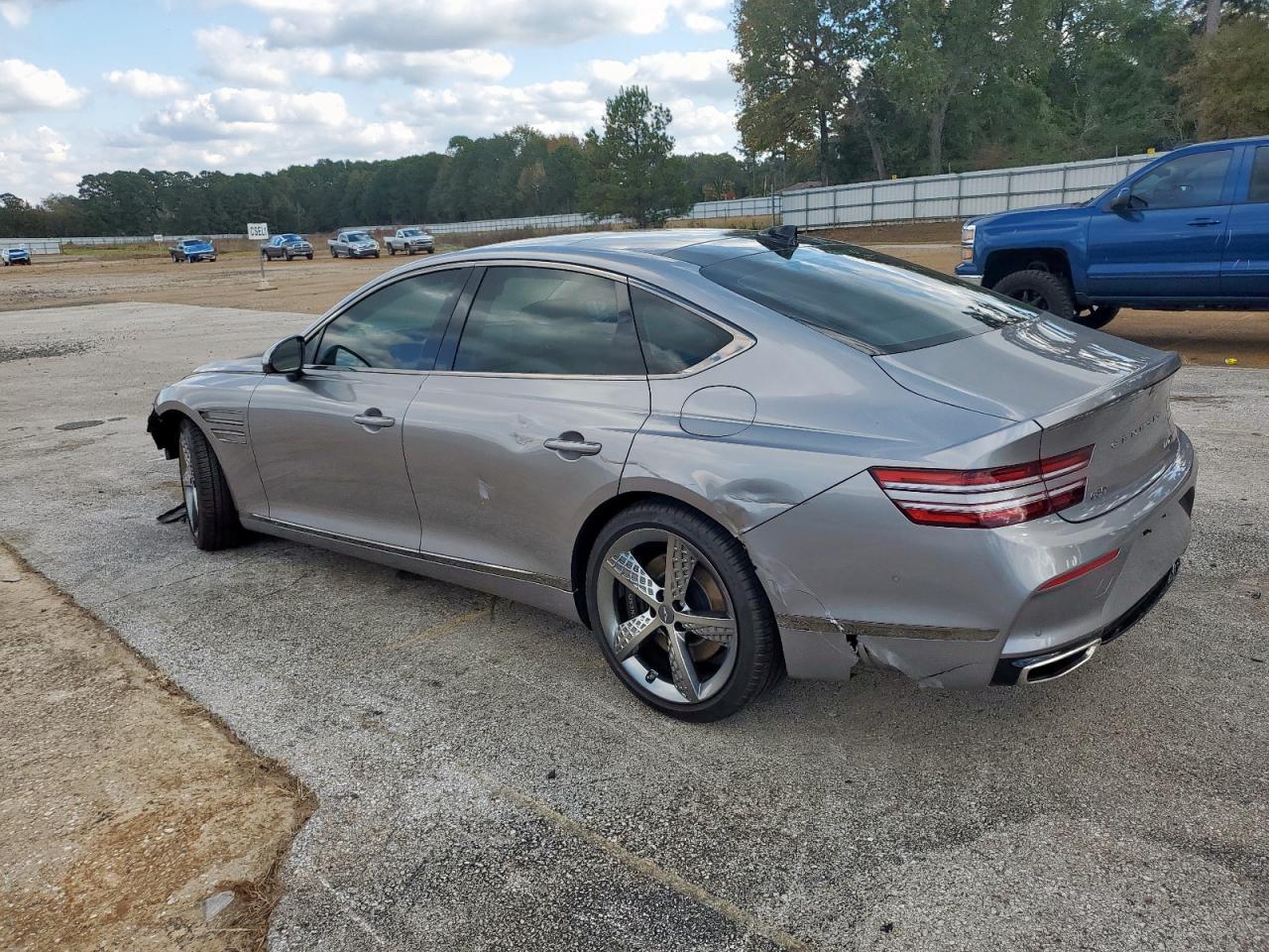 2023 GENESIS G80