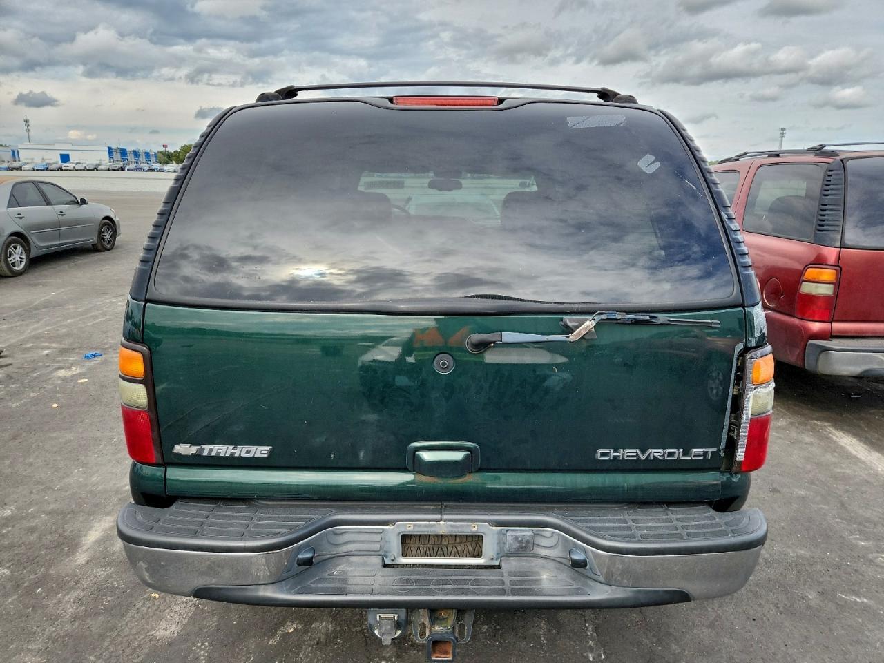 2004 CHEVROLET Tahoe
