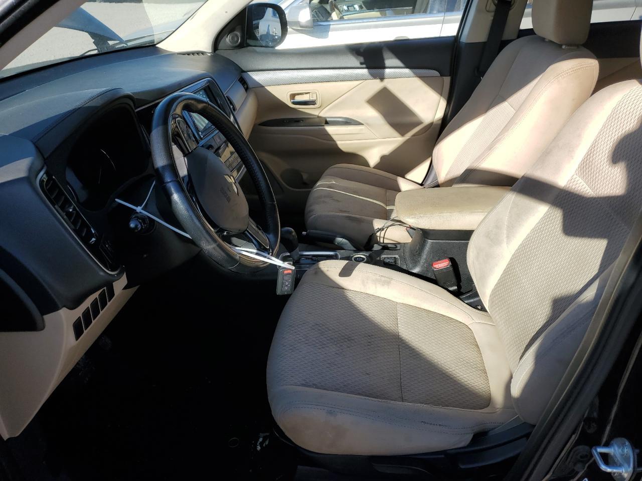 2016 MITSUBISHI outlander