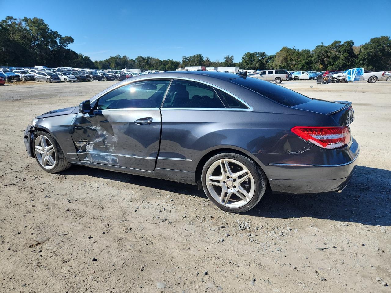 2013 MERCEDES-BENZ E-Class