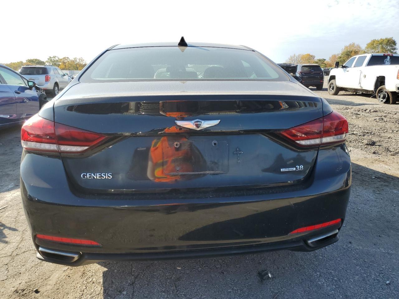 2016 HYUNDAI GENESIS