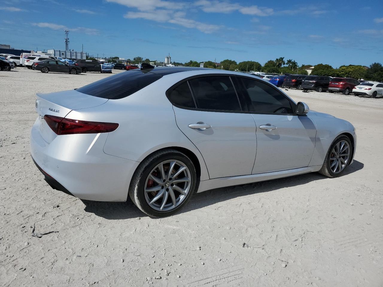 2022 ALFA ROMEO Giulia