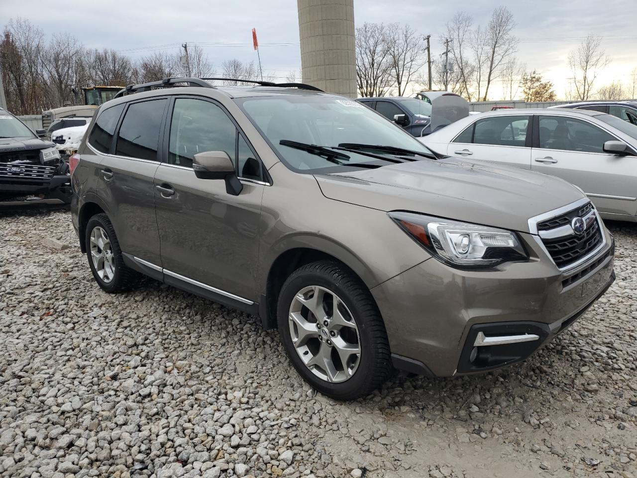 2018 SUBARU FORESTER