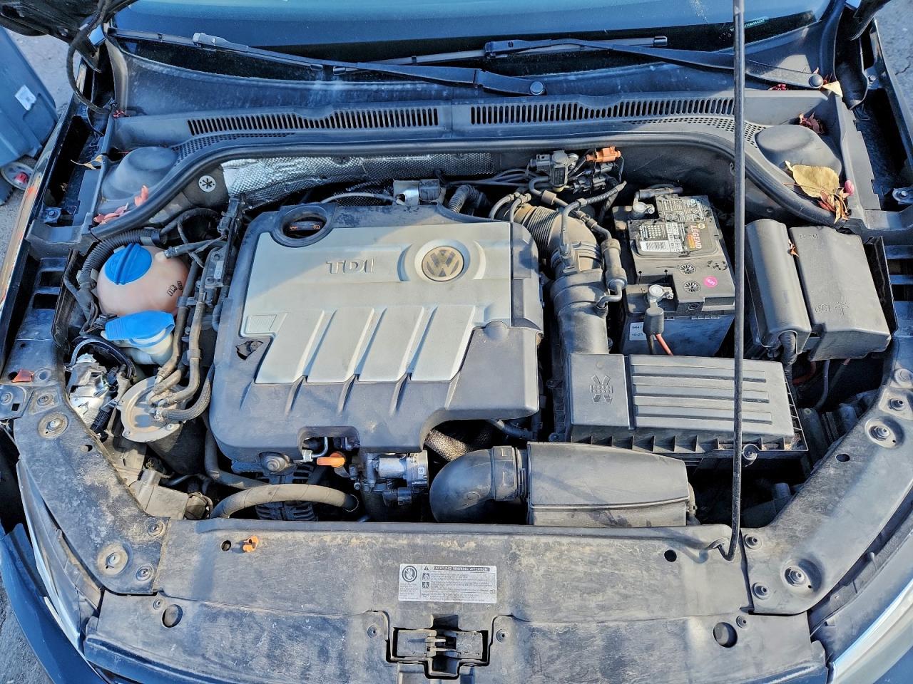 2013 VOLKSWAGEN JETTA