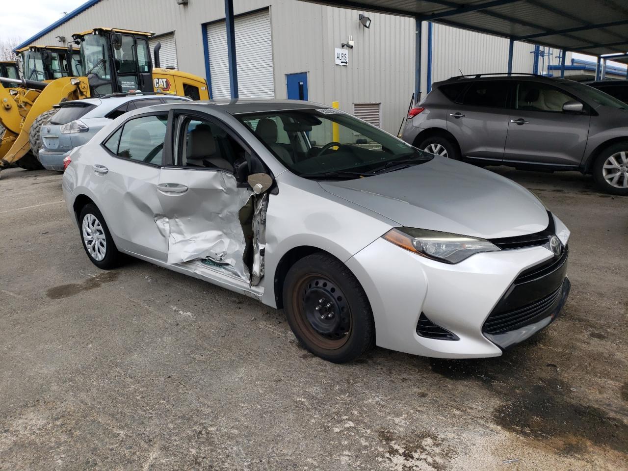 2018 TOYOTA COROLLA
