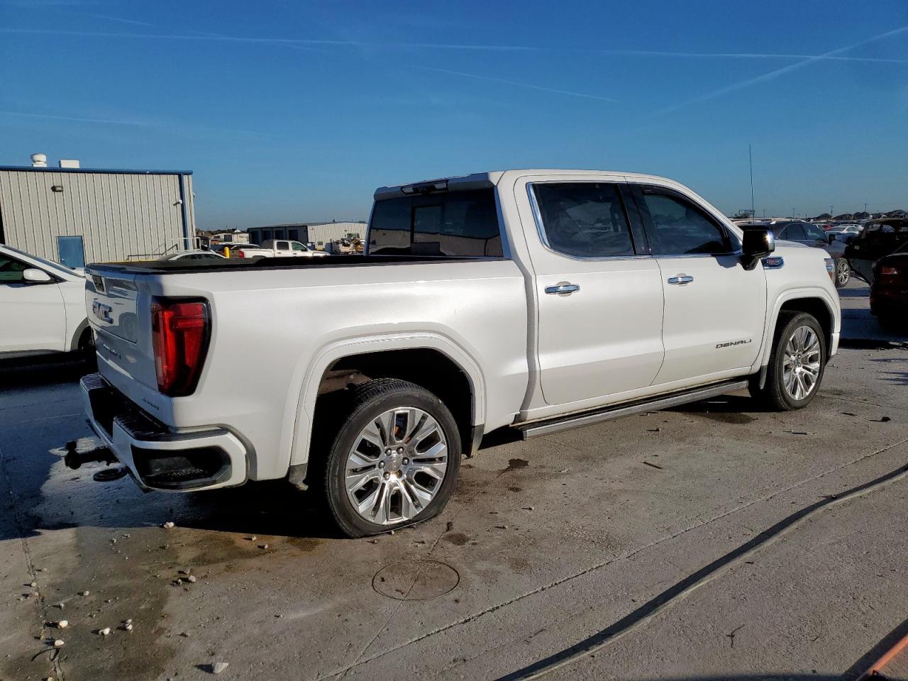 2020 GMC Sierra